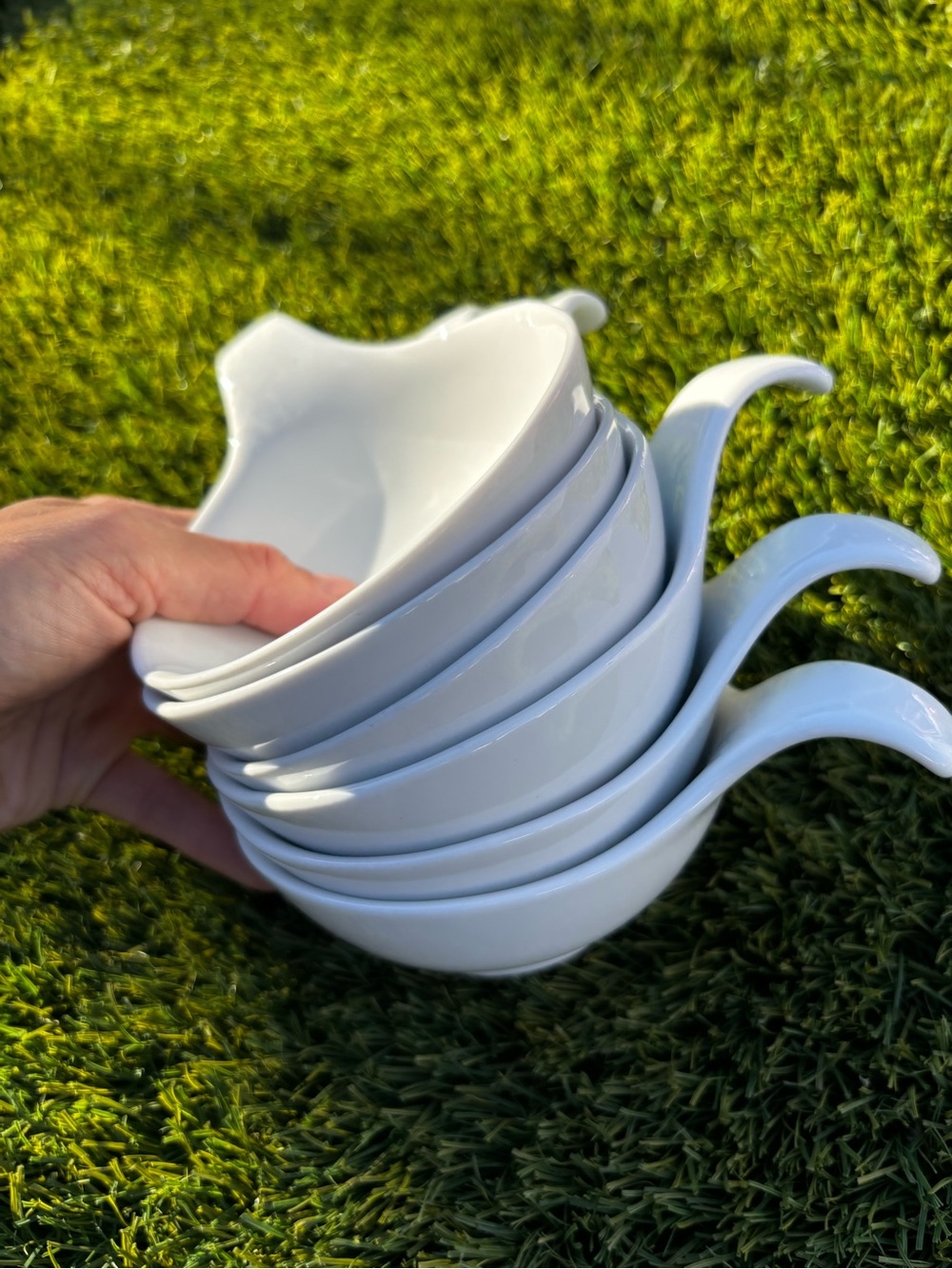 6 Classic White Porcelain Sauce Pourer Set - Home Dining